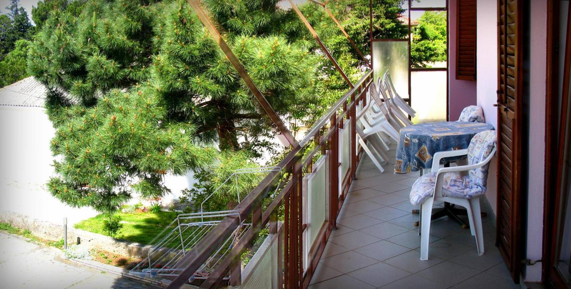 Apartments And Rooms Mare-Monti Starigrad Room photo